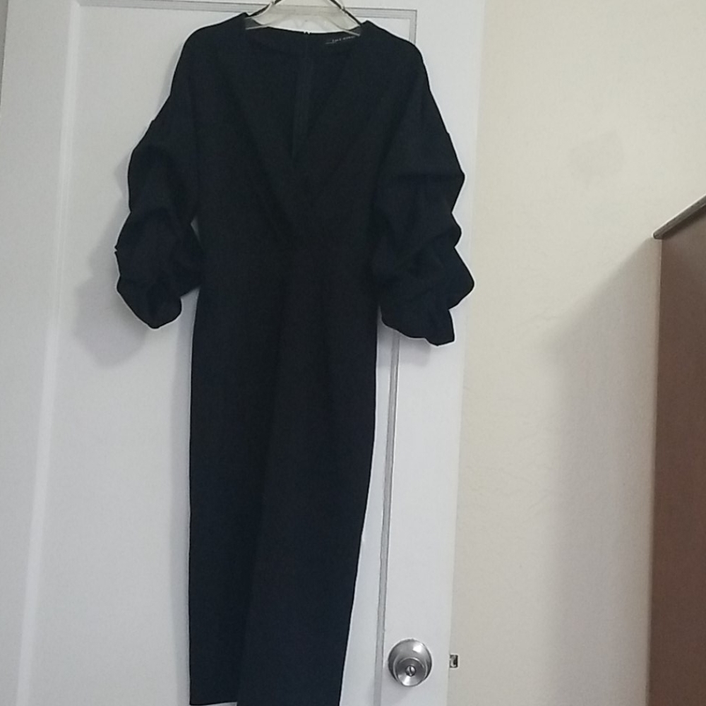 Beautiful Zara black Dress